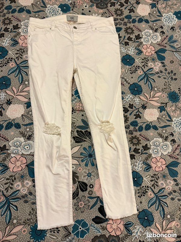 Jean blanc skinny troué New Look petite Taille 44 Vêtements
