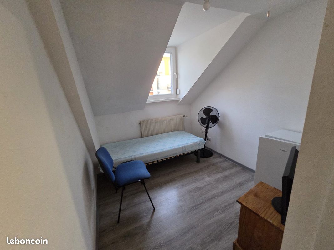 Appartement 1 pièce 10 m² · à Saint-Louis · 10 m² · 400 €/mois