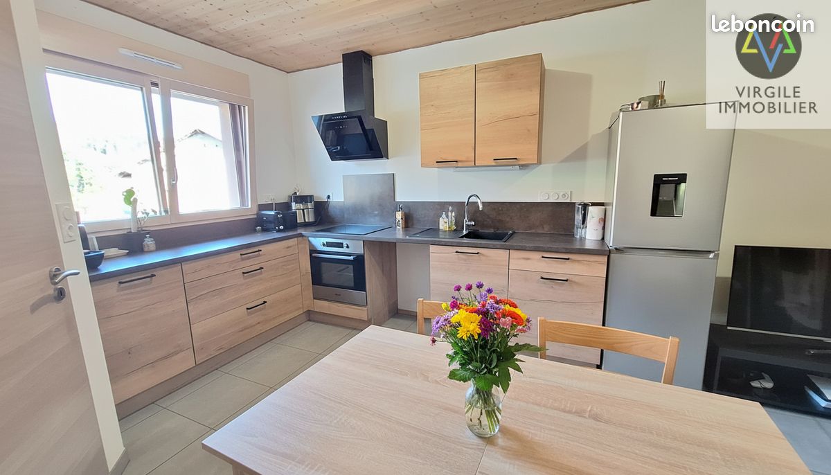 Appartement 4 pièces 76 m² · à Les Hôpitaux-Vieux · 76 m² · 230 000 €