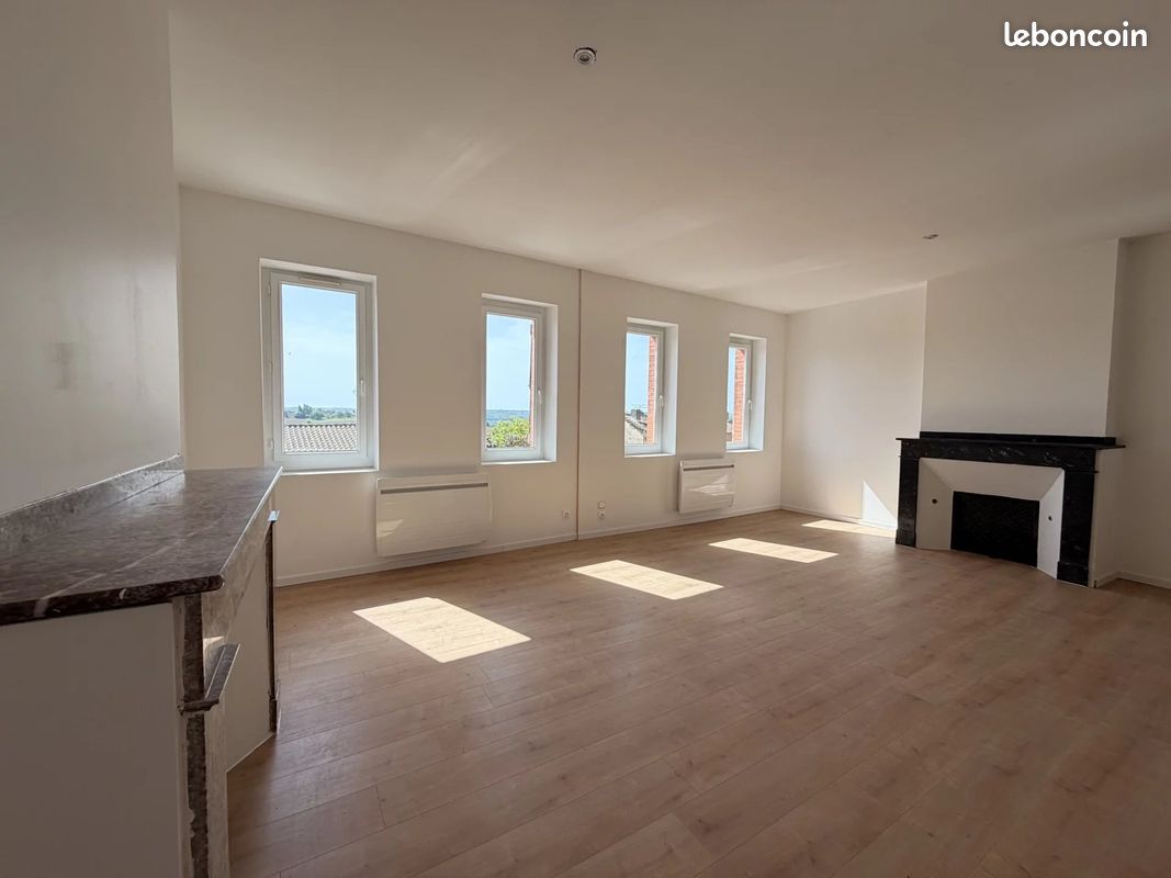 Appartement 3 pièces 89 m² · à Verfeil · 89 m² · 900 €