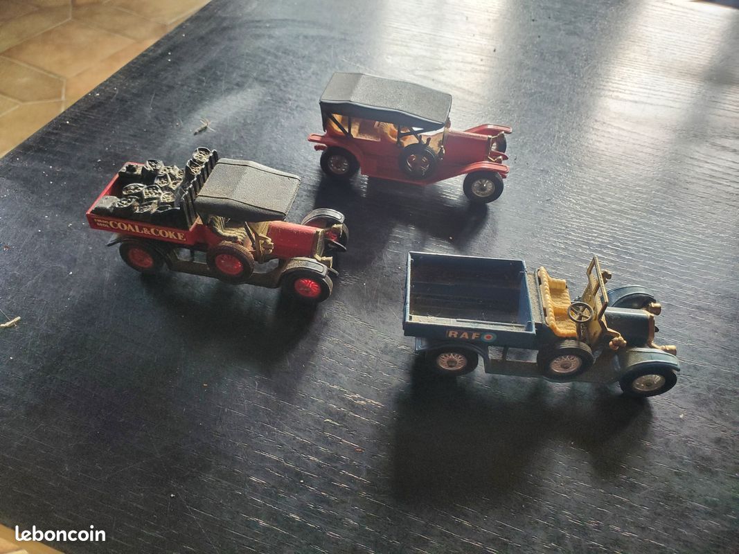Lot 3 matchbox anciennes (image 1)