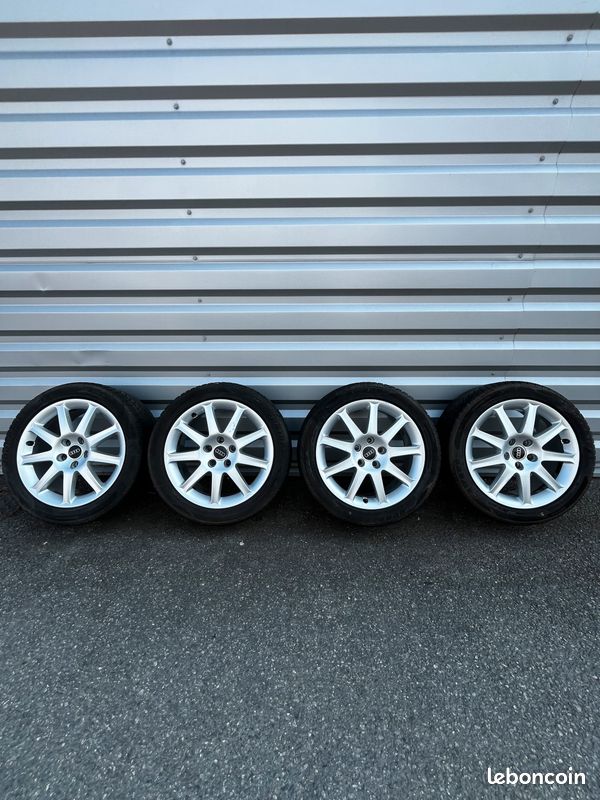 4 Jantes Audi A6 d’origine montées sur 4 pneus hiver Goodride quasi neufs (image 1)