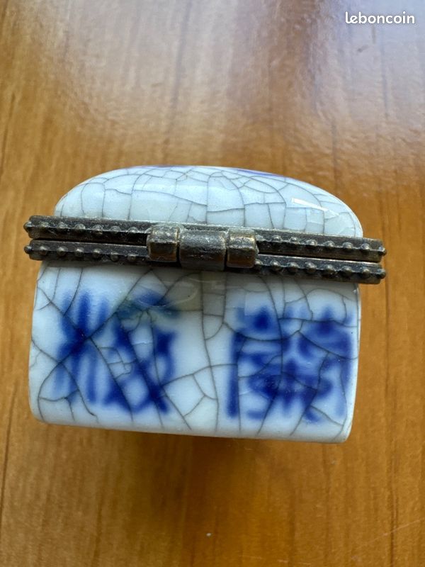 Boite porcelaine craquele bleu blanc vintage collection decoration authentique (image 4)
