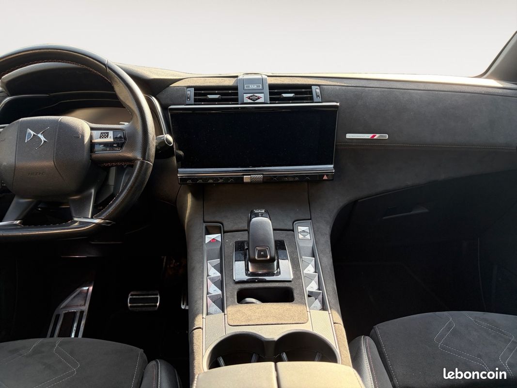 DS DS7 CROSSBACK PureTech 225 EAT8 Performance Line (image 13)