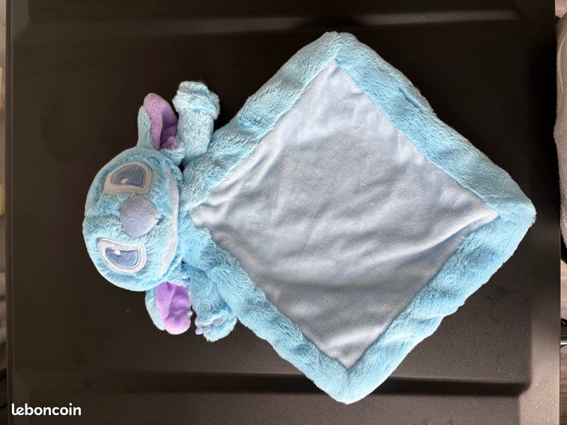 Doudou Stitch (image 1)