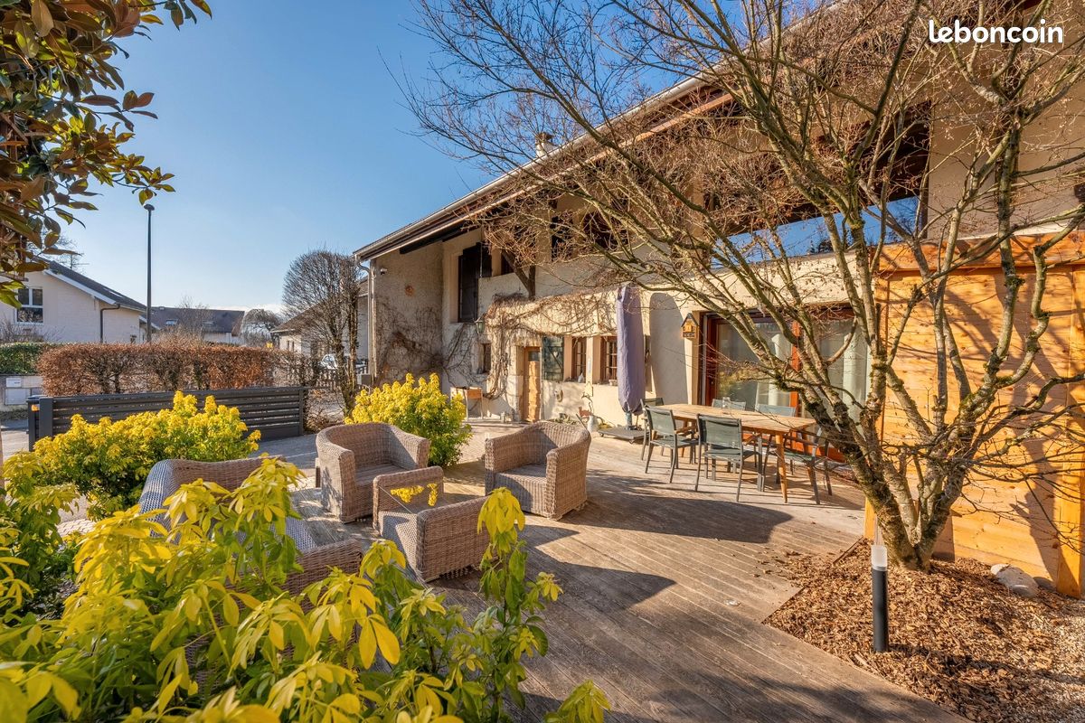 Maison 5 pièces 243 m² · à Prévessin-Moëns · 243 m² · 895 000 €