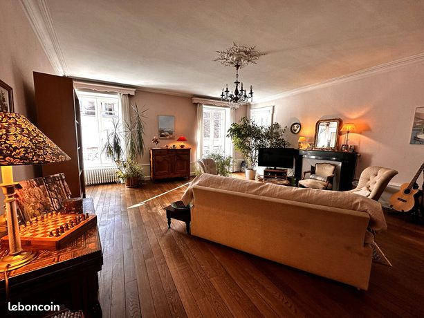 Appartement 6 pièces 153 m²