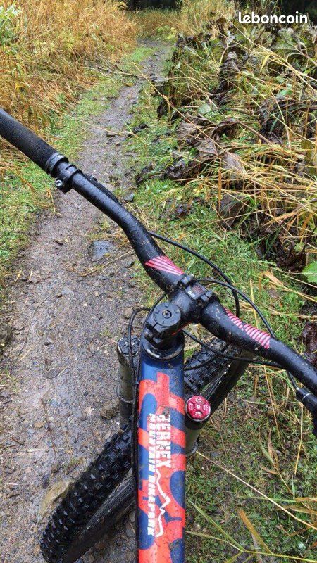 Je vends mon DH voltage fR 30 (image 2)