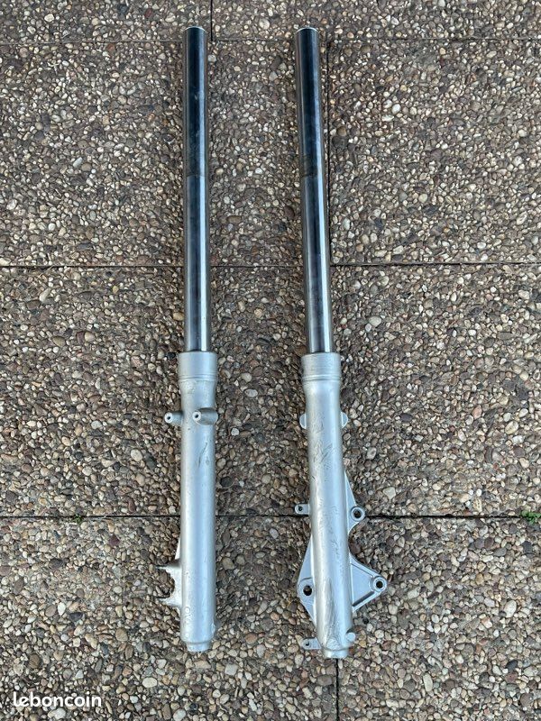 Tubes de fourche Tenere 660 3YF (image 2)