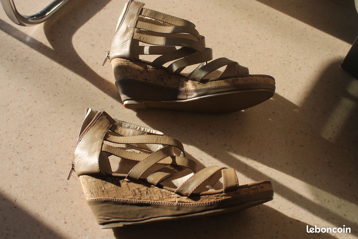 Sandales compensées neuves (image 2)