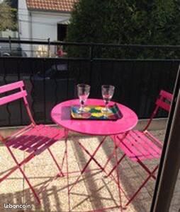 Location VACANCES bel appartement proche des transports (image 4)