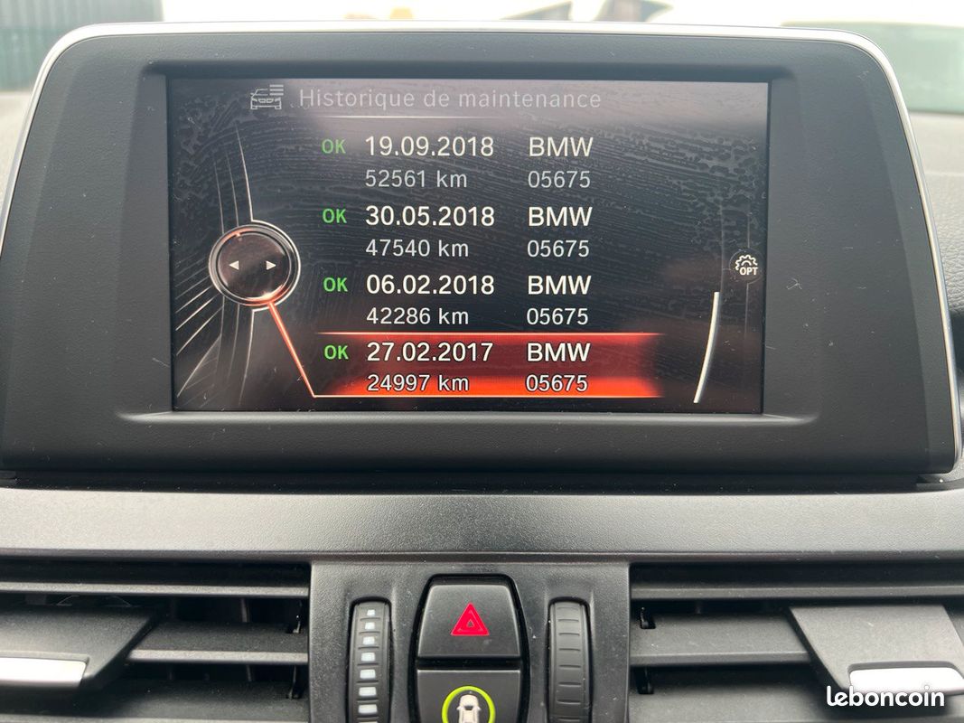 Bmw serie 2 active-tourer 1.5 218 i 136 ch toit pano ouvrant garantie (image 9)