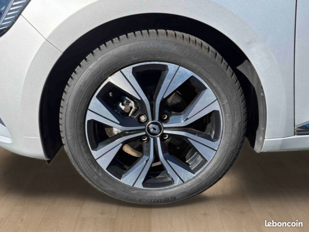 RENAULT Clio TCe 100 GPL Evolution (image 12)