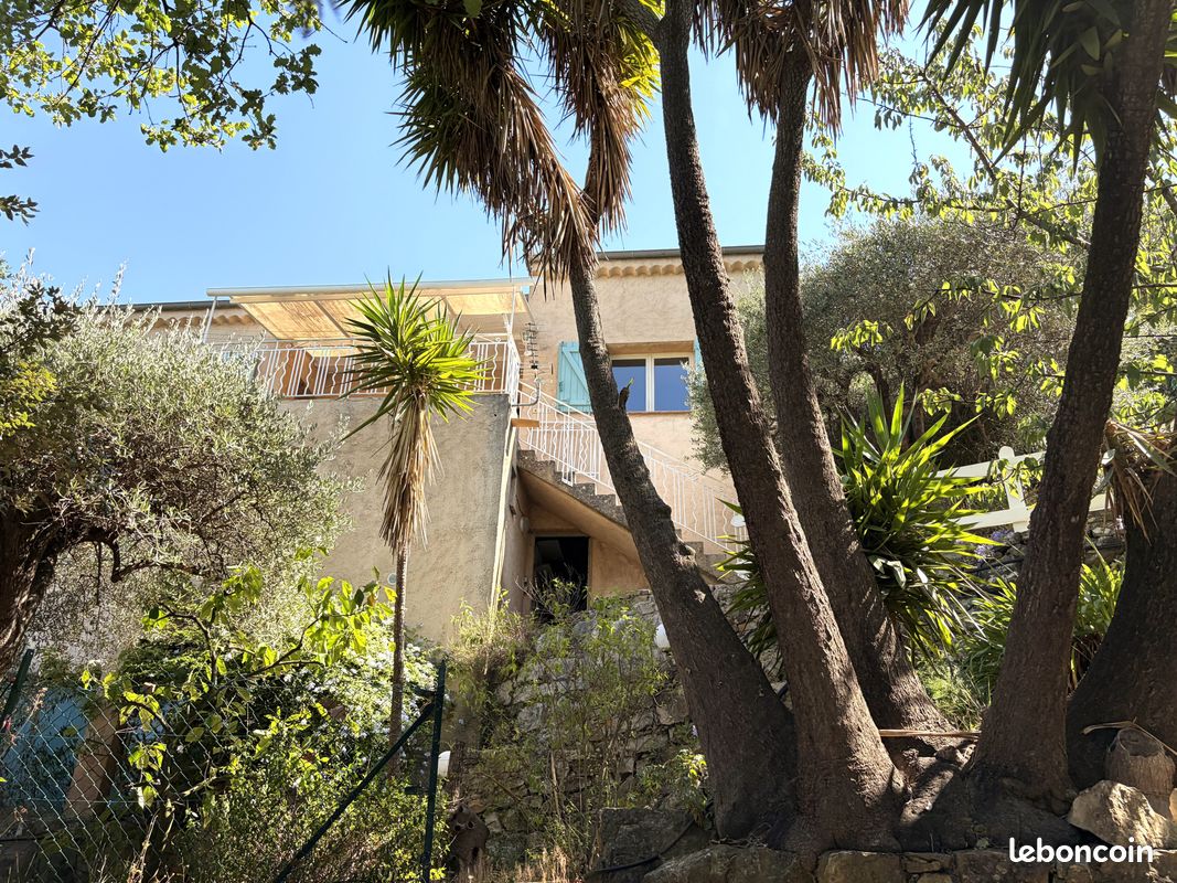 Maison 5 pièces 105 m² · à Drap · 105 m² · 430 000 €