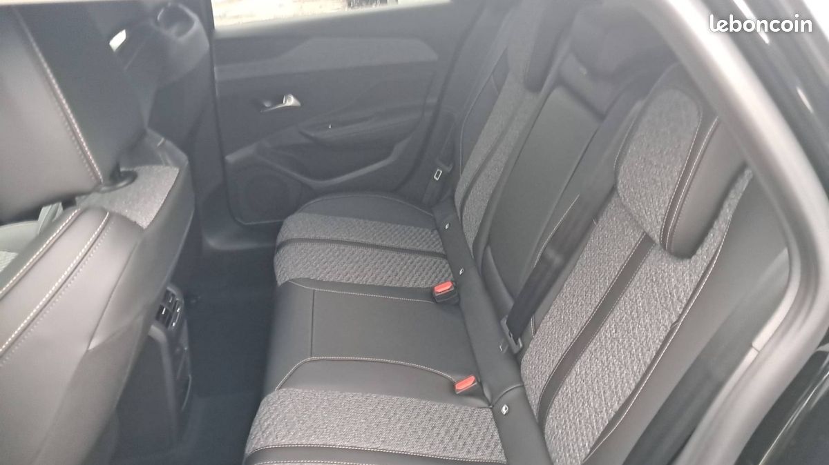 Peugeot 308 SW (3) Hybrid 145 e-DCS6 ALLURE (image 11)