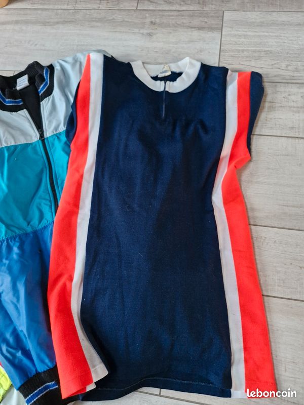 Lot maillots blousons cyclisme (image 2)