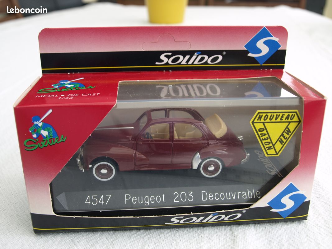 PEUGEOT 203 DECOUVRABLE 1953 Bordeaux LEADER 2115 1:43 de reference
