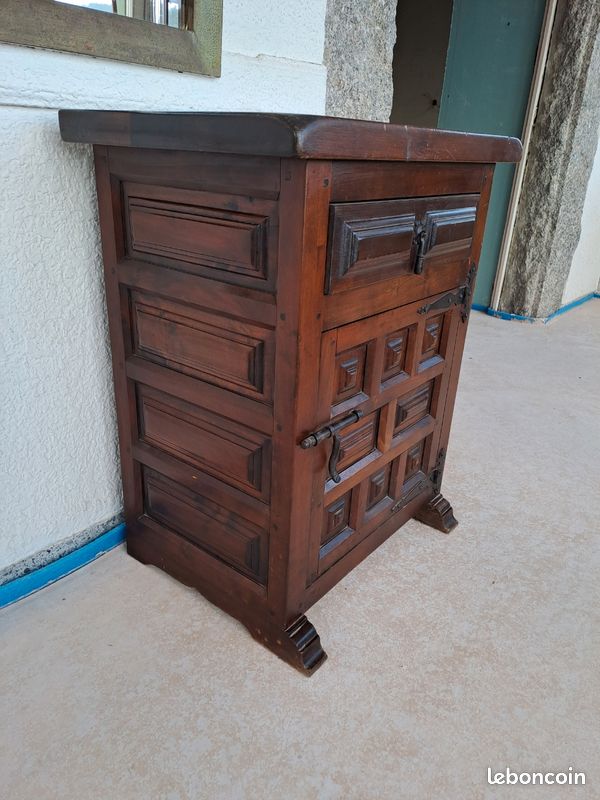 Superbe meuble ancien type coffre en bois massif (image 3)