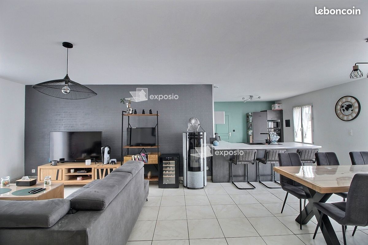Maison 5 pièces 118 m² · à Le Bourdet · 118 m² · 240 000 €