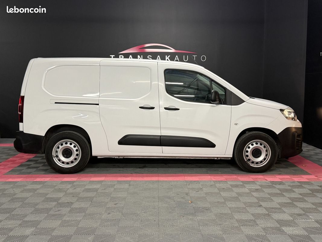 CITROEN BERLINGO Taille XL BlueHDi 130 SS BVM6 Feel (image 7)