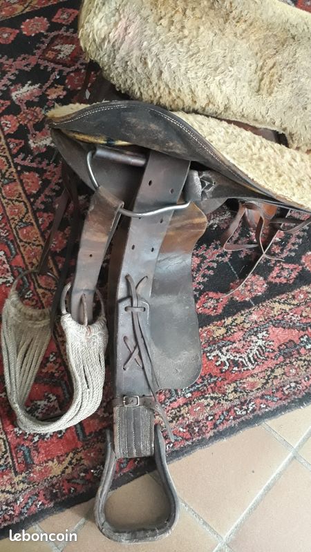 Garde-Boue De Selle Western Enfant Vintage (Années 40-50) - Cuir Usiné, Rivets En Laiton