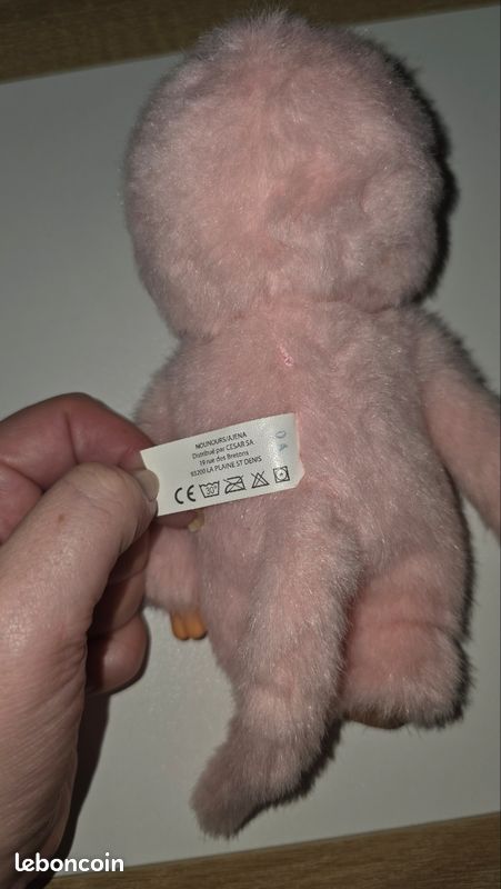 Monos De Peluche Kiki El Ojos Rojos Celebradas AJENA Verdadero Azul Firmaron 28 Cm Bajo Los Pies Vintage
