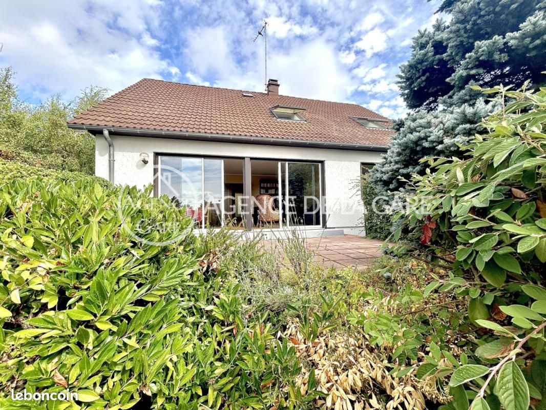 Maison 6 pièces 150 m² · à Brunoy · 150 m² · 450 000 €