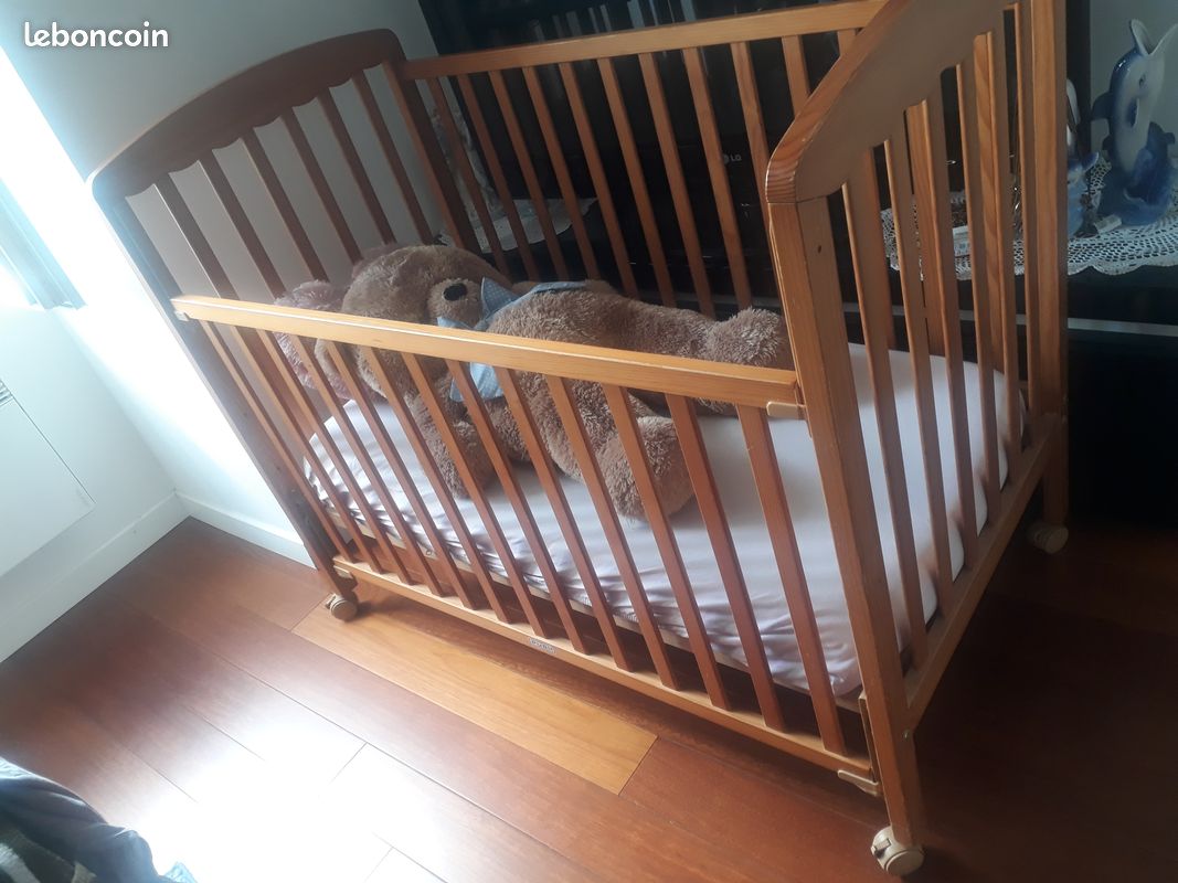 Lit pour bébé (image 1)