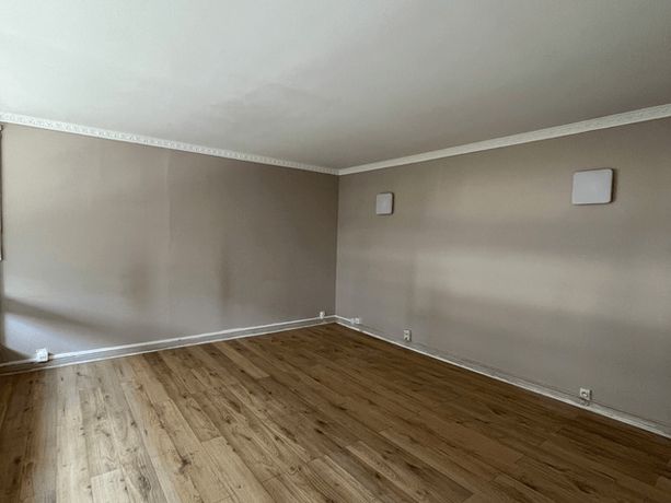Appartement a louer  - 4 pièce(s) - 76.7 m2 - Surfyn