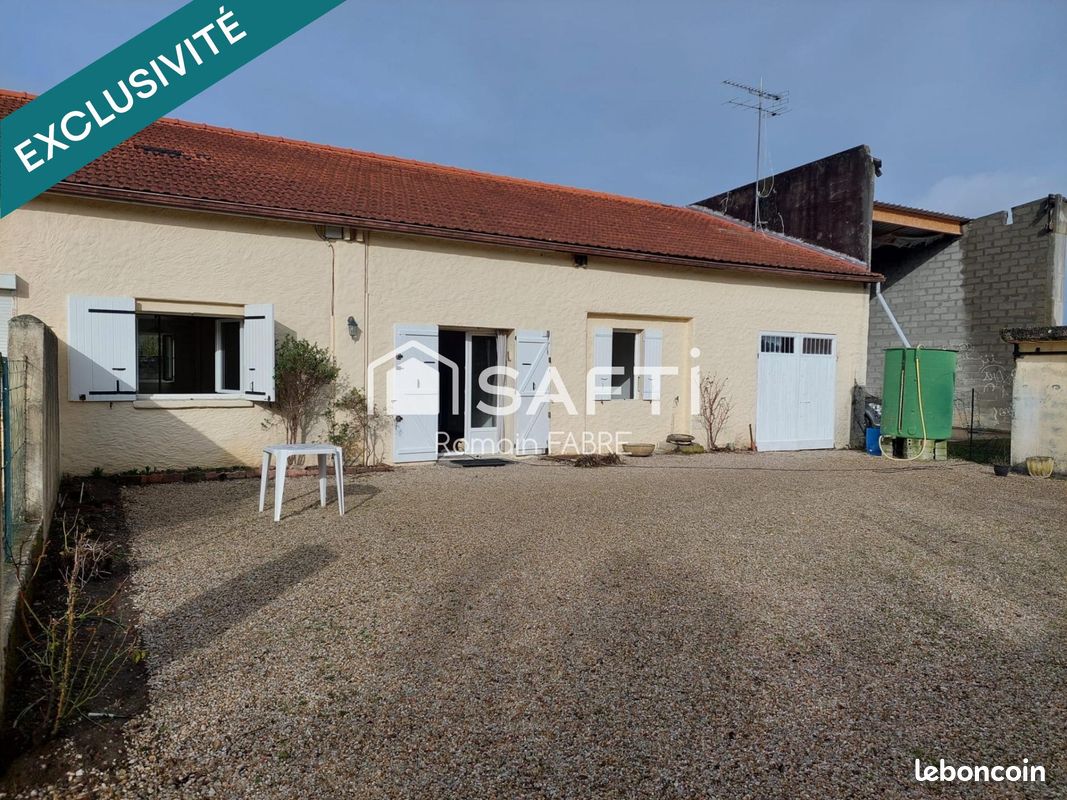 Immeuble 239 m² · à Les Églisottes-Et-Chalaures · 239 m² · 268 000 €