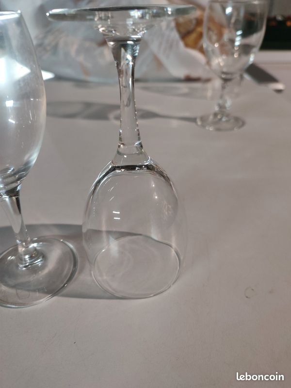 Verre à pied (image 2)