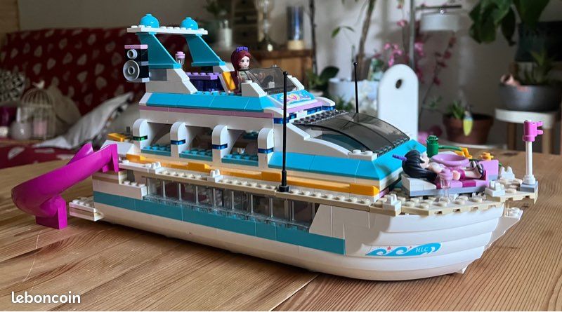 Lego Friends bateau yacht 41015 pv (image 2)