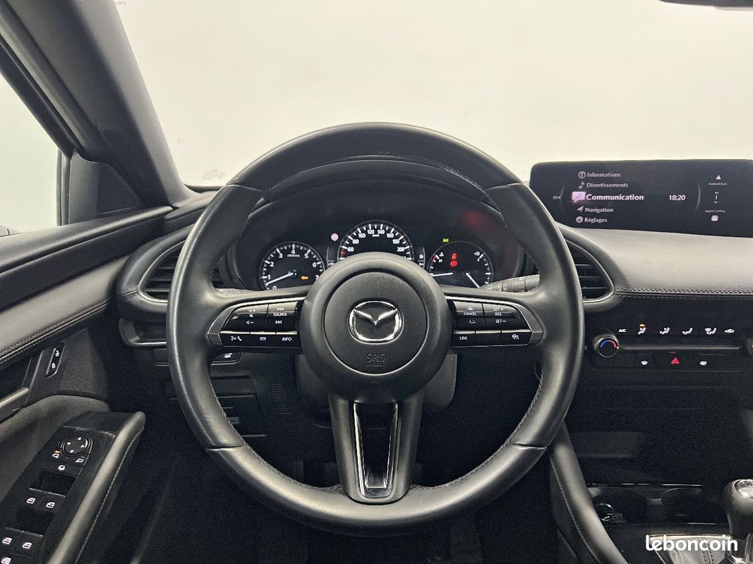 MAZDA Mazda3 5 portes 2.0L e-SKYACTIV-G M Hybrid 122 ch BVM6 Prime-Line (image 11)