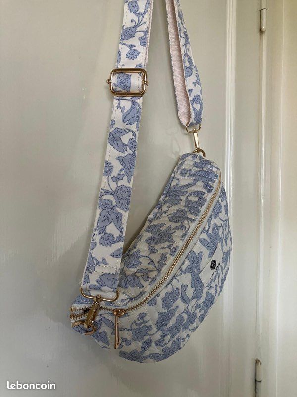 Sac banane matelassé bleu (image 2)