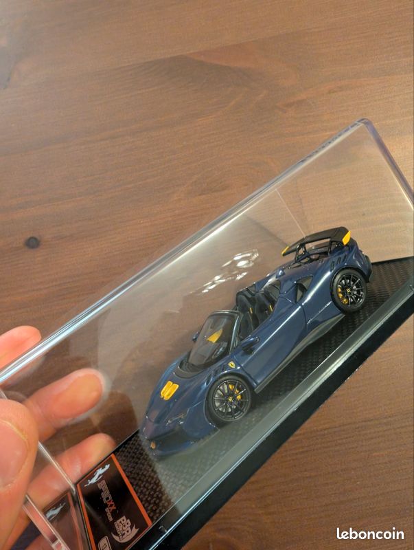 LookSmart 1:43 Ferrari SF90 XX Spider Année De Construction 2024 Blanc Arctique Ls552c