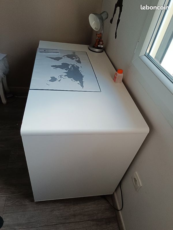 Bureau (image 3)