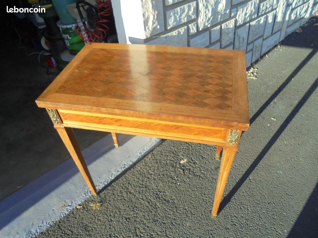 Table de jeux (image 1)