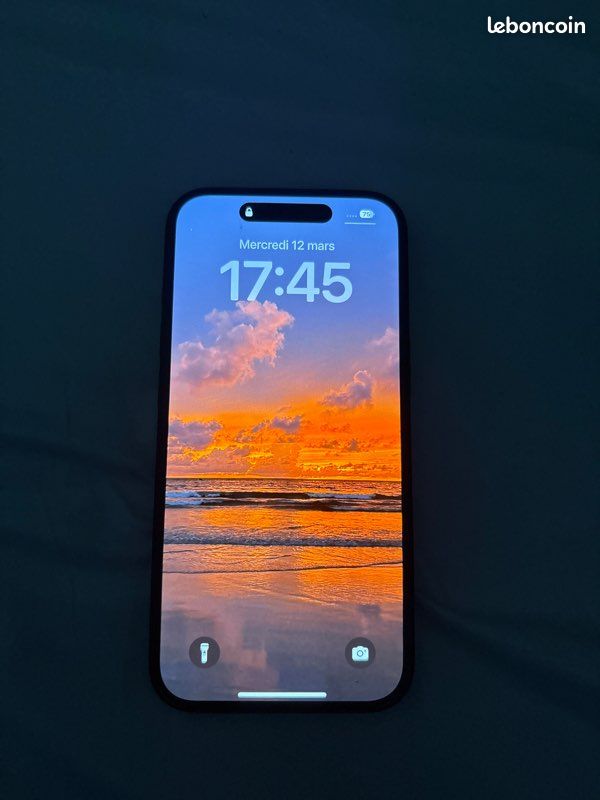 IPhone 15 (image 1)