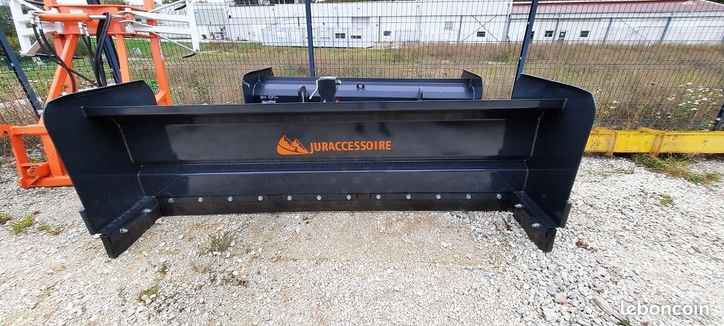 Racleur à lisier poussant tirant (image 1)