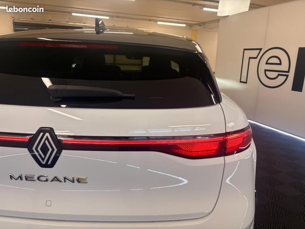 Renault Mégane E-TECH EV60 220 ch super charge Techno (image 13)