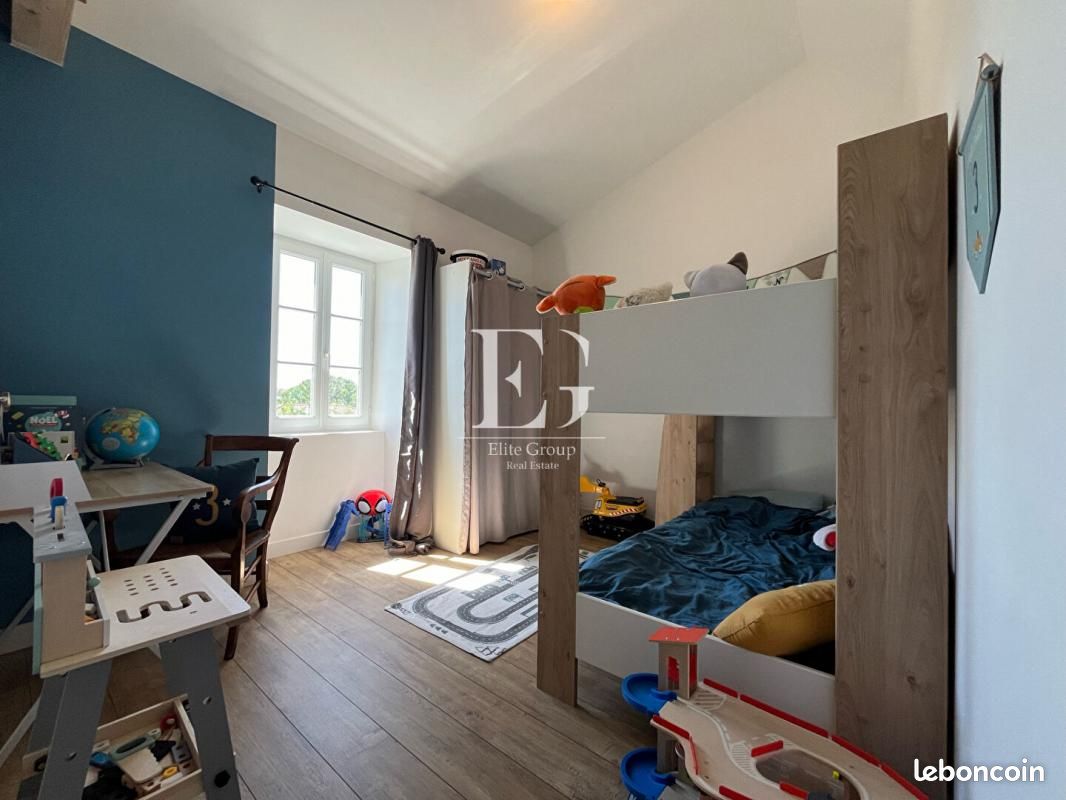 Maison de village 6 pièces 128 m² - Juillac-le-Coq 16130 (image principale 12)