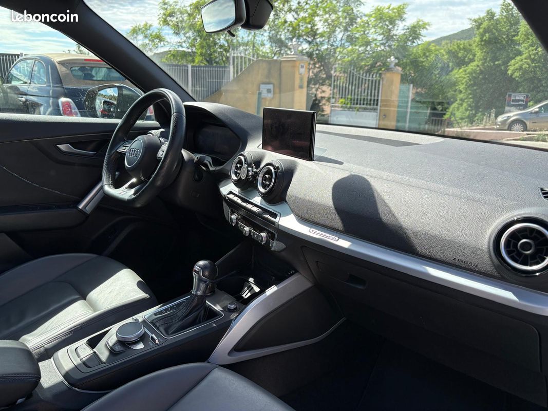 AUDI Q2 2.0 40 TFSI 190 S LINE QUATTRO S-TRONIC 7 - CAMERA - TO - GPS - KEYLESS - ACC - HAYON ELECTRIQUe (image 31)