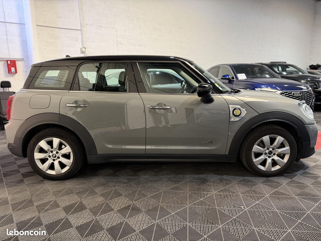 MINI COUNTRYMAN 1.5 Hybride 220 BVA F60 Cooper SE e-All4 Business DesigN - RÉVISÉ & GARANTIE 12 MO (image 16)