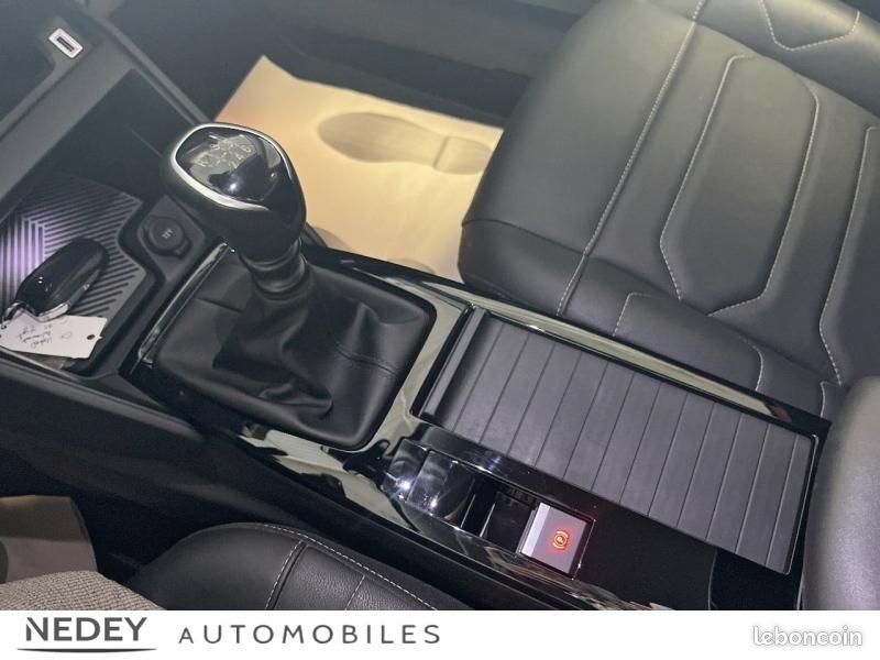 Citroen C4 PureTech 130ch S&S Shine (image 14)