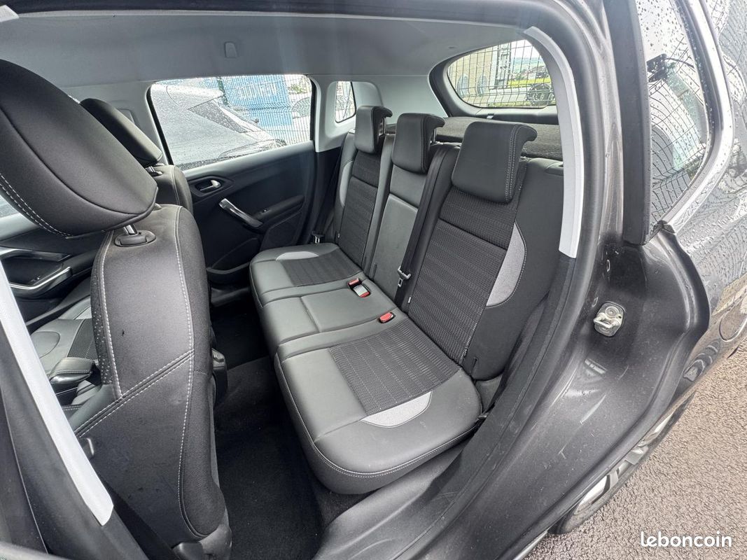 PEUGEOT 2008 1.2i PureTech 12V S&S - 82 - BV ETG5 Allure PHASE 1 (image 6)