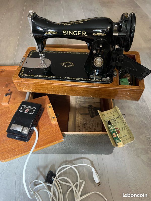 Machine à coudre ancienne Singer 15B88 électrique – coffret et accessoires (image 1)