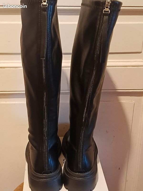Hermès CHAUSSURES BOTTES HERMES CAVALIERES 39 EN CUIR SUEDE TAUPE LEATHER BOOTS ref.658035