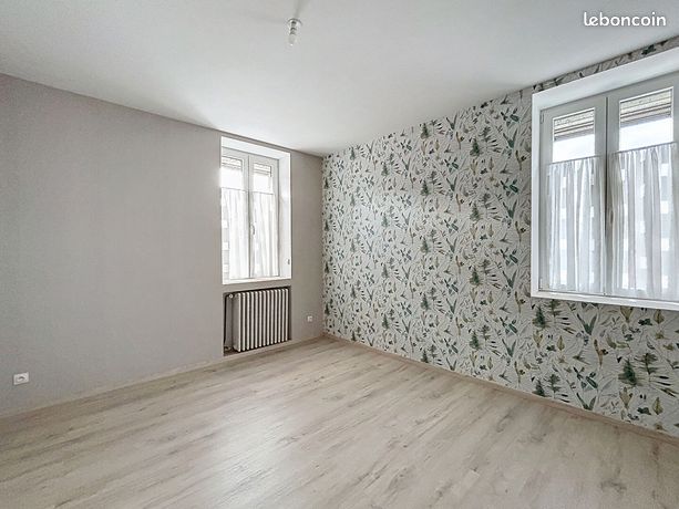 https://img.leboncoin.fr/api/v1/lbcpb1/images/d8/91/64/d89164b7a1342acf5d216d60658fb65fa1bea904.jpg?rule=ad-image