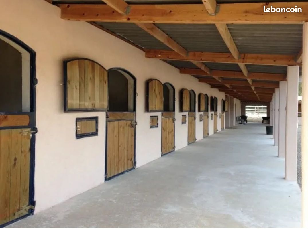 Maison 4 pièces 280 m² · à Callas · 280 m² · 777 000 €