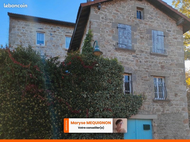Maison 6 pièces 116 m² · à Le Brugeron · 116 m² · 136 000 €